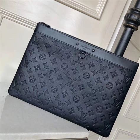 pochette d'ordinateur louis vuitton|louis vuitton pochette monogram.